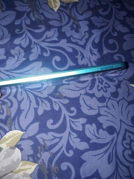 Infinix note12 4/128 with box and charger 1