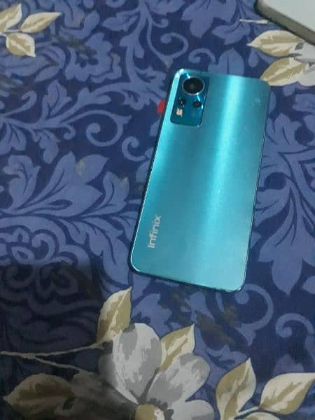 Infinix note12 4/128 with box and charger 2