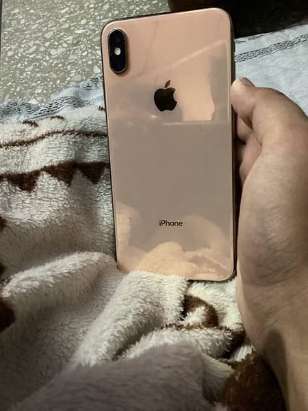 Iphone XS max(pta approved) 1