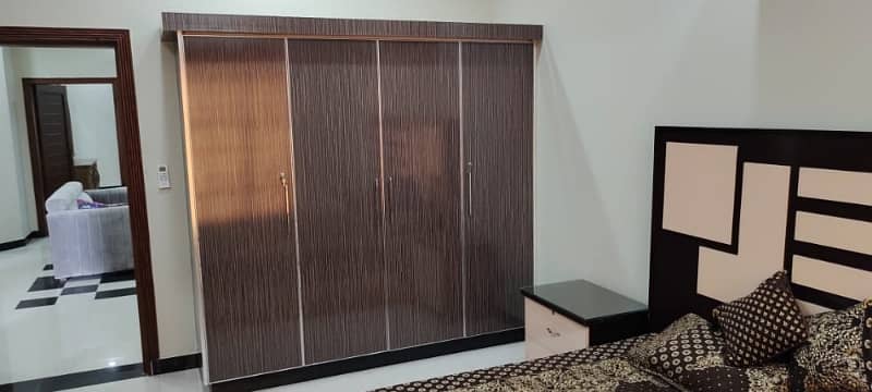 10 Marla Luxury Furnished House For Rent In Bahria Town Lahore 20