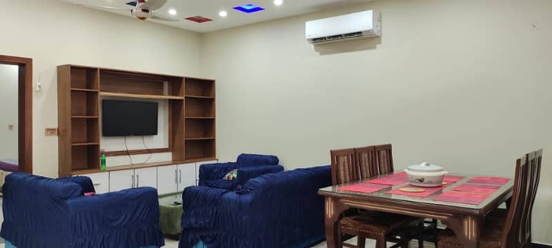 10 Marla Luxury Furnished House For Rent In Bahria Town Lahore 31