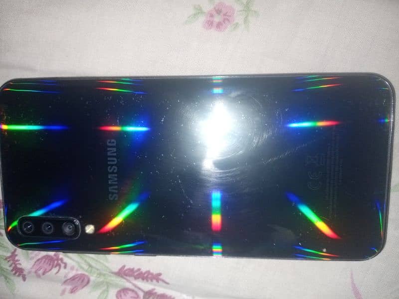 Samsung Galaxy a50 best condition mobile 3