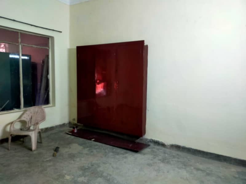 Prime Location Lower Portion For Rent In Gulberg 4