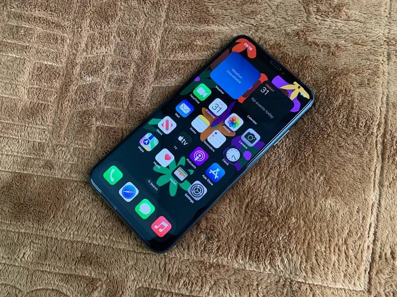 JUST LIKE NEW iPhone XS MAX 512gb Grey Non PTA E-Sim Working All Sim 4