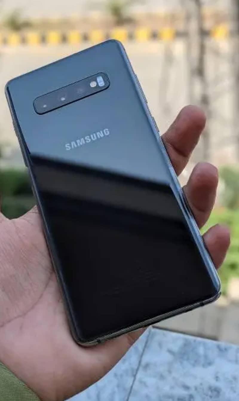 Samsung galaxy s10 + 10/10 5