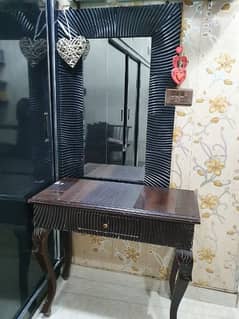 mirror with console