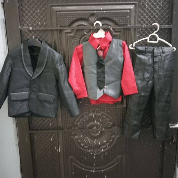 Formal Kids 4  piece Coat/Pant/Tie/Inner Shirt 2