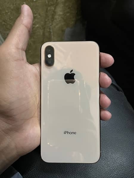 iPhone xs 1