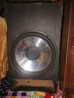 subwoofer 15inch or amplifier 4 Chainal