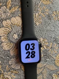 series 6 apple watch new condition 32 gb 85 battery health with box