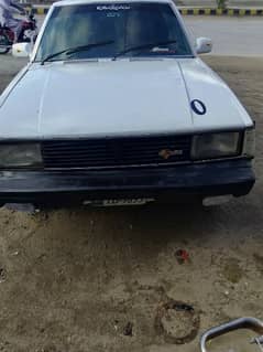 Toyota  1982 new tyr Alirim good condian   talagang