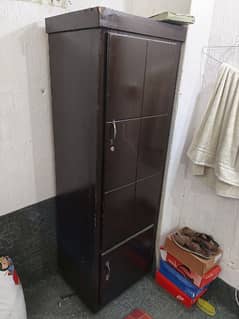 single door cupboard