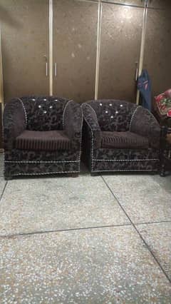3 seater sofas and 2 bed sides tables Good condition