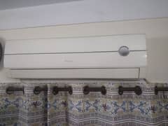 GREE Split AC