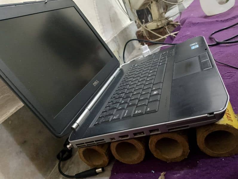Laptop For sale 0
