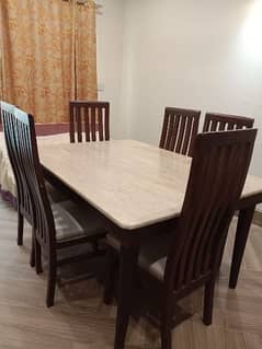 dinning table for sale urgently ,in a very good condition