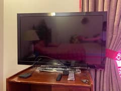 sony bravia 48" lcd tv