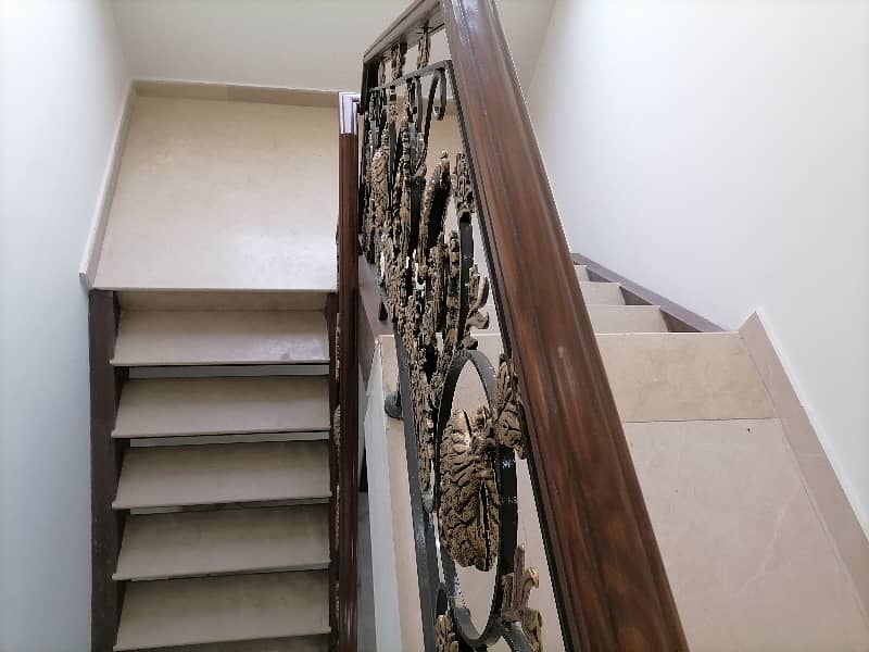 Spacious House Is Available For rent In Ideal Location Of DHA Phase 5 3