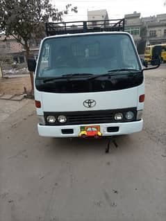 Toyota Dyna Hiace for sale