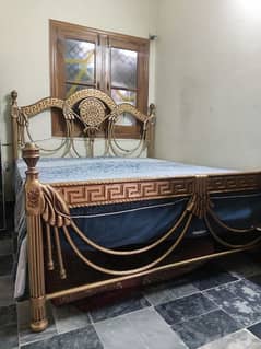 Iron bed with complete set