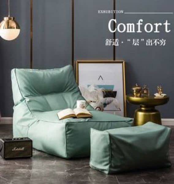 COMFY LEATHER SOFA WITH STOOL 0