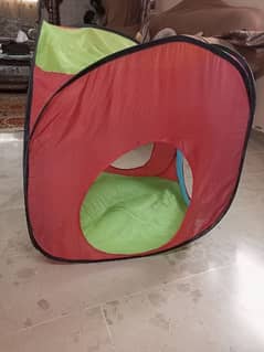 kids playing tent