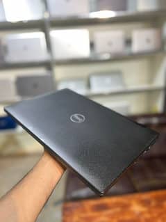 Dell latitude E7490 core i7 8th generation touchscreen laptop