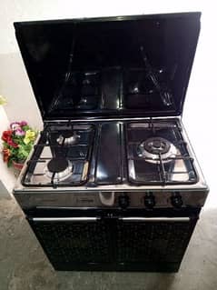 Gase Stove with cabinet