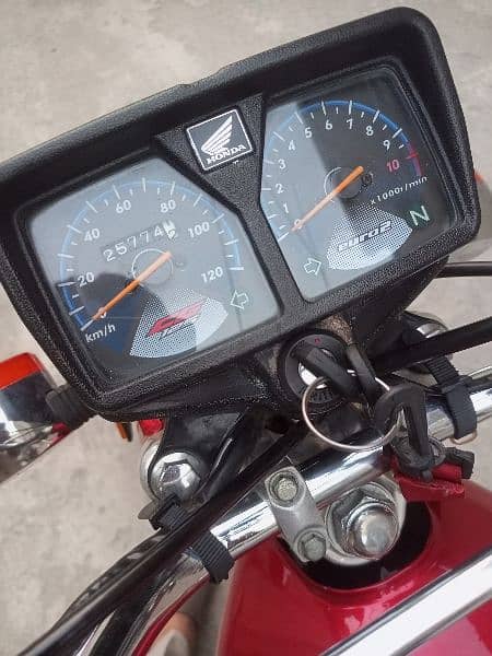 honda cg 125 2021 model for sale in neat and clean condition. 8