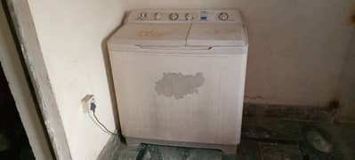 Haier Washing machine with Spinner 2in1 chalo condishion 03234073873