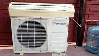 Used Air conditioner in 100% working Condition