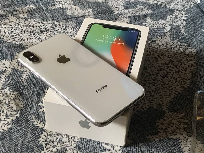 Iphone X 256 G. B White 10/10 Condition 3