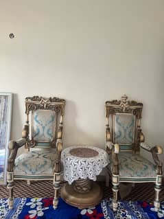2 Sofa seats with Round table