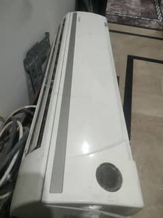 Dawlance 1.5 Ton Split Air Conditioner