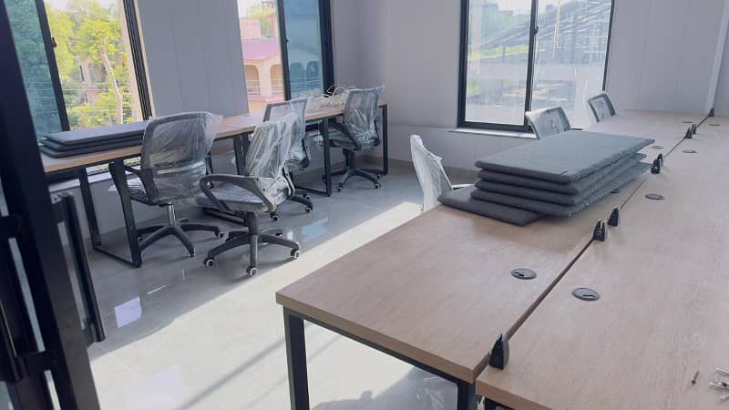 2200 SFT Fully Furnished Ground Floor Corporate Office Available For Rent At Main Boulevard Gulberg 8