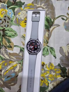Like new Galaxy Watch 6 Classic 47mm Silver - FIXED PRICE