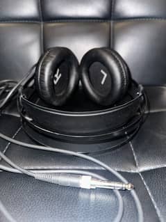AKG Closed Back Professional Studio Monitoring Headphones