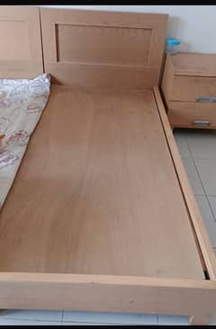 3 Single Wooden Beds & 2 site Table