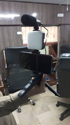New vlogging kit   light mic tripod remote all accessories