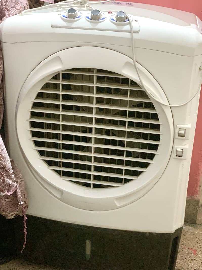 Air cooler used for sale condition is good, no brand 4