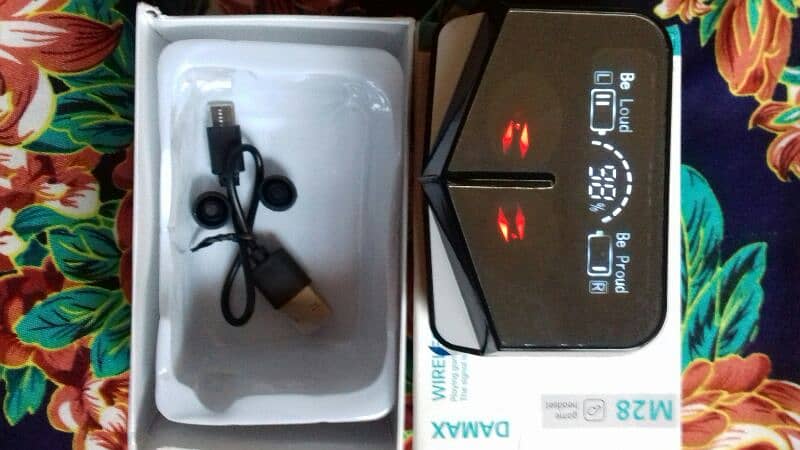 m28 wireless air buds km kimat mai 1