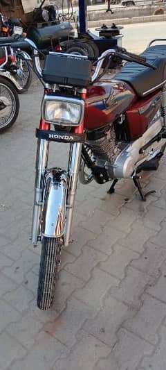 Honda 125 2005 Model