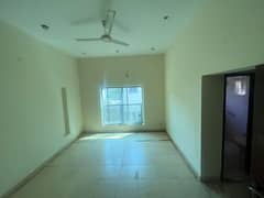 2 Kanal Upper Portion Available For Office 0