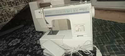 Singer sewing machine 0nly one time use condition 10/9