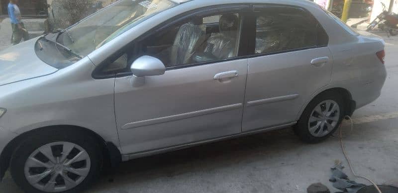 Honda City IDSI 2003/2004 3