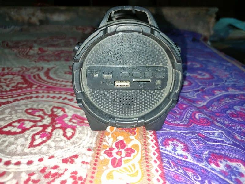 New Smalody SL10 Speaker Only 2 month Use . 1