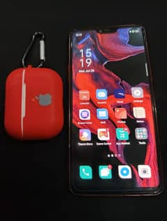 Oppo R15 Dream mirror /Apple Airpods (PTi Approved)