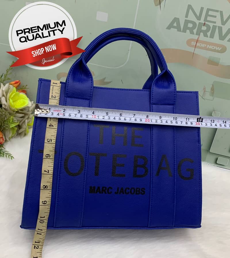 THE TOTE-MARC JACOBS 1