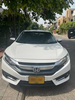 Honda Civic Oriel 1.8 i-VTEC CVT 2020