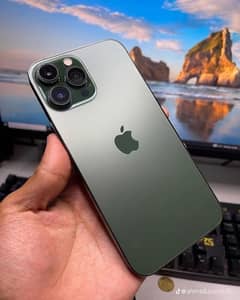 iPhone 13 Pro Max 0